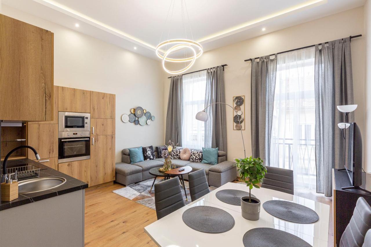 Exclusive Rakoczi By Anna Apartament
